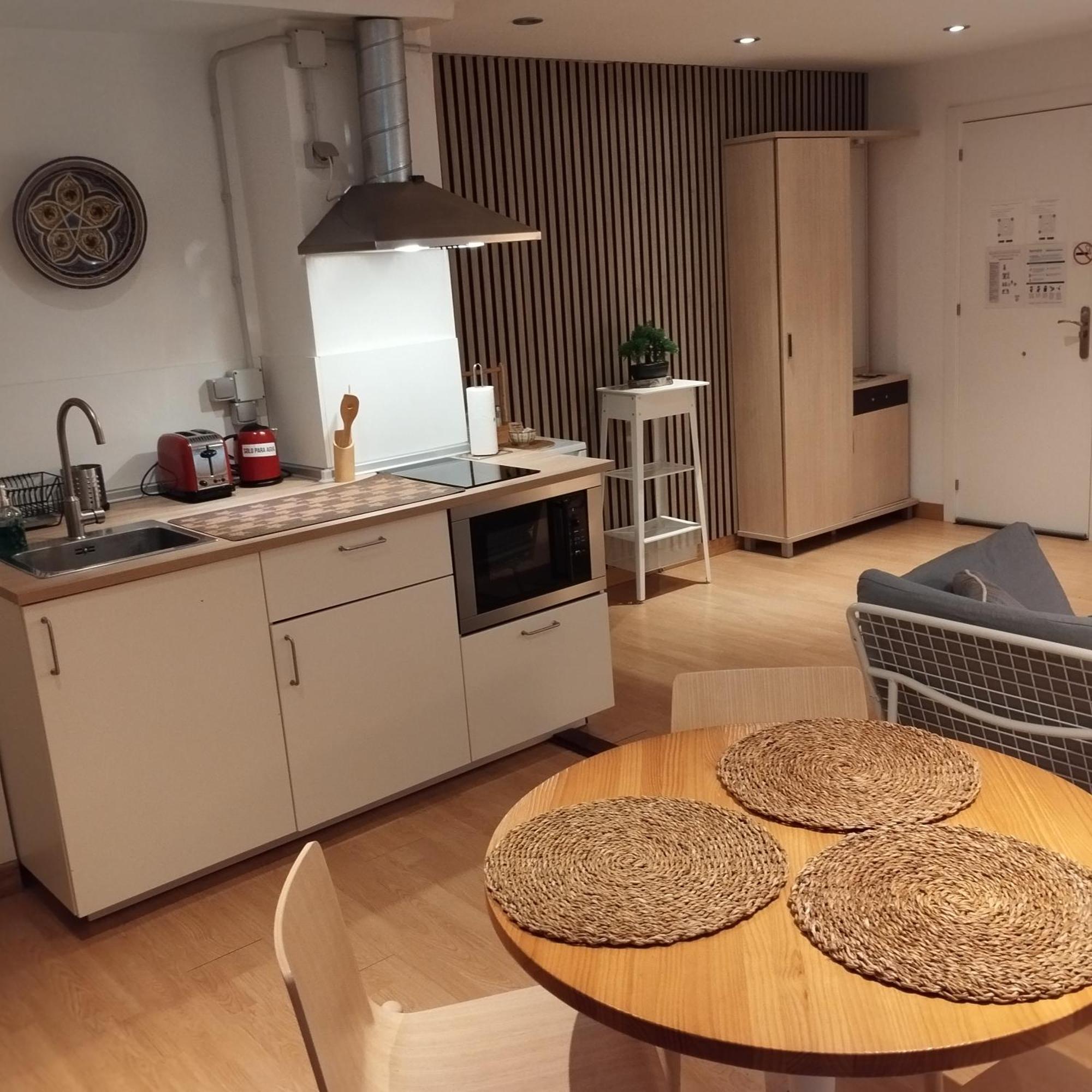 Leon Riverside Flat ภายนอก รูปภาพ